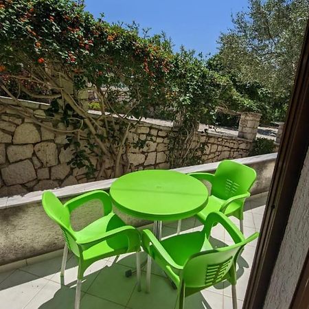 Hasani Apartments Sarande Bagian luar foto