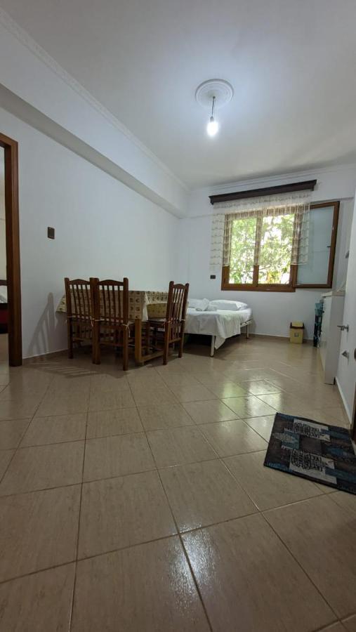 Hasani Apartments Sarande Bagian luar foto