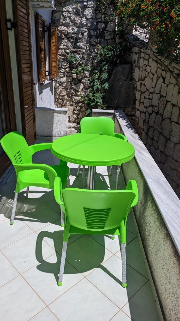 Hasani Apartments Sarande Bagian luar foto